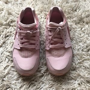 Nike Huaraches (Big Girls)